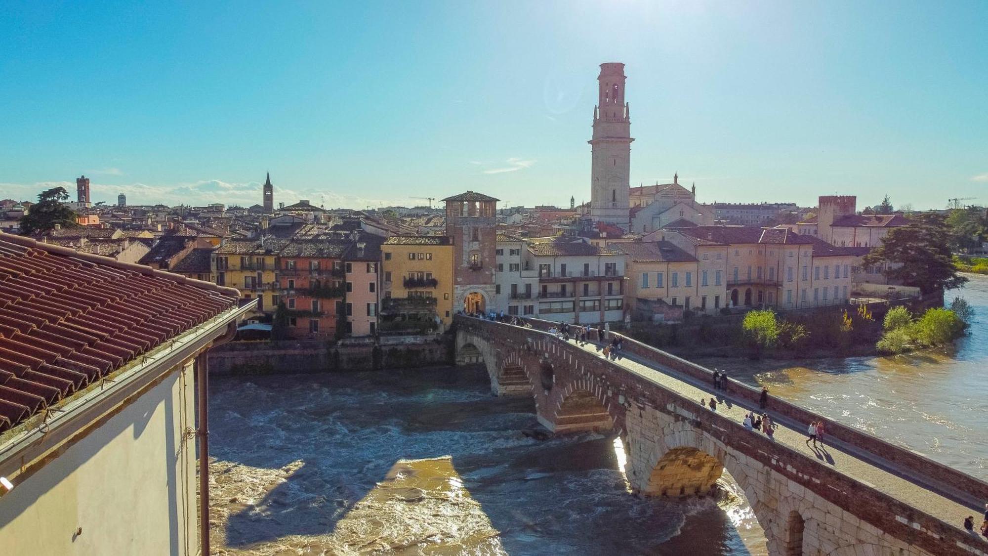 Residenza Veronica A Ponte Pietra Appartamento Verona